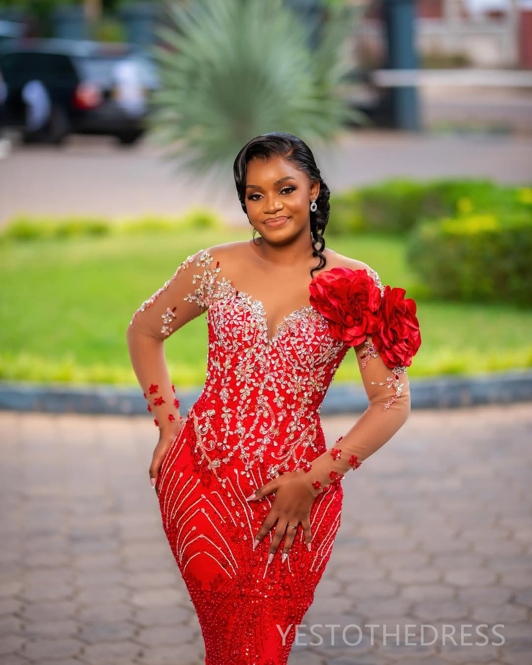 2025 Plus Size Red Prom Dress Mermaid Prom Dresses Formal Gowns Illusion Sheer Neck Long Sleeve Beaded Lace Birthday Second Reception Gown For African