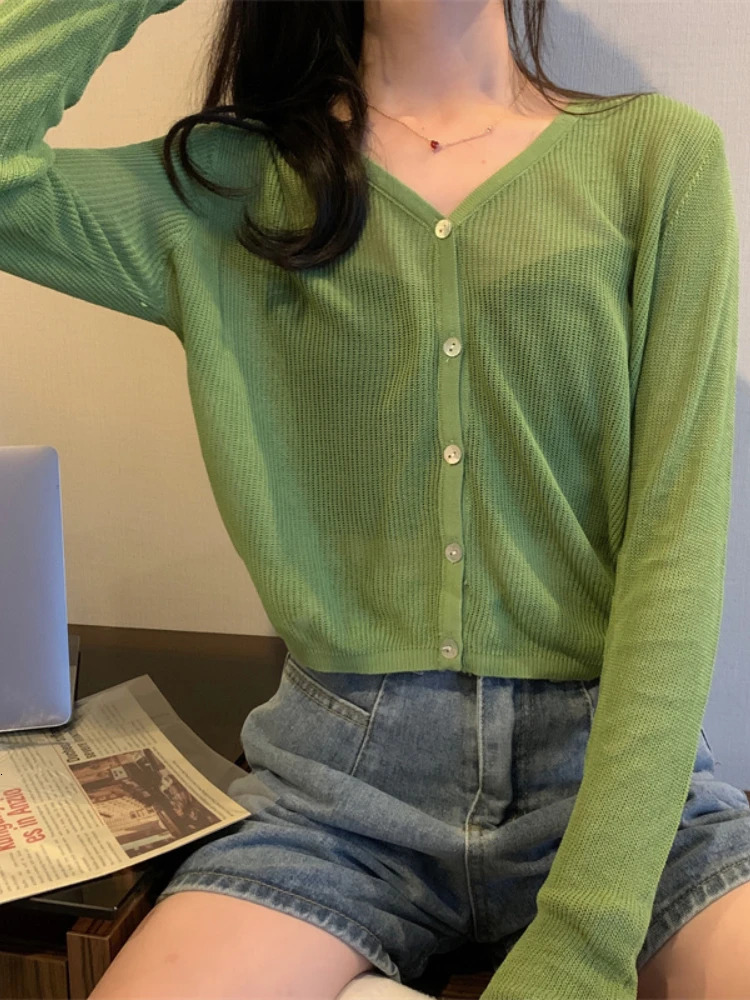 Womens cardigan long sleeved knitted jacket solid thin spring short shirt Vneck Korean fashion 250326