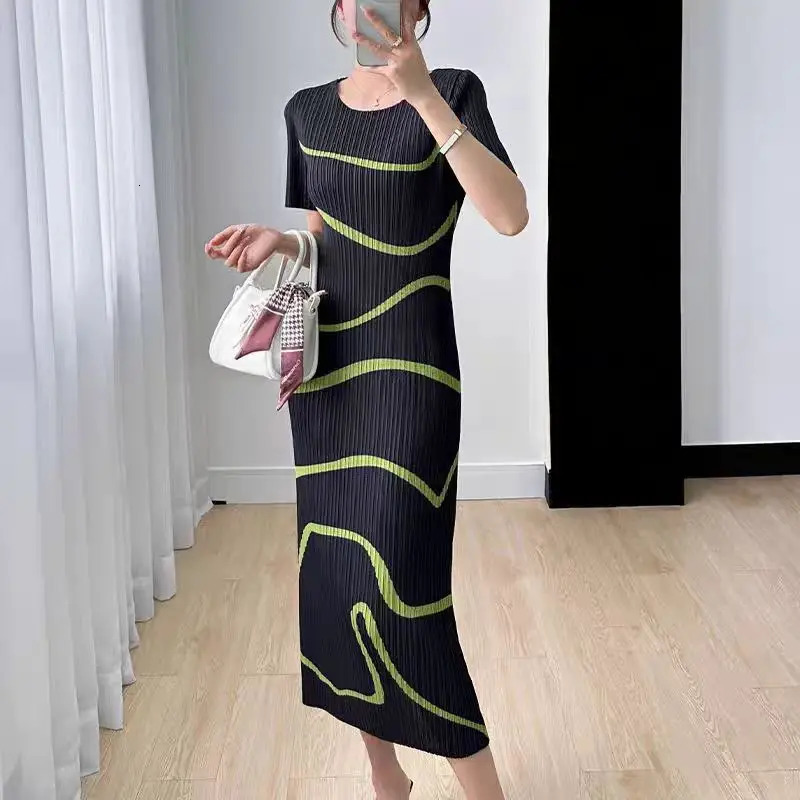 MIYAKE pleated dress irregular stripes Japanese n elegant casual loose short sleeved long skirt summer 2024 item 250324