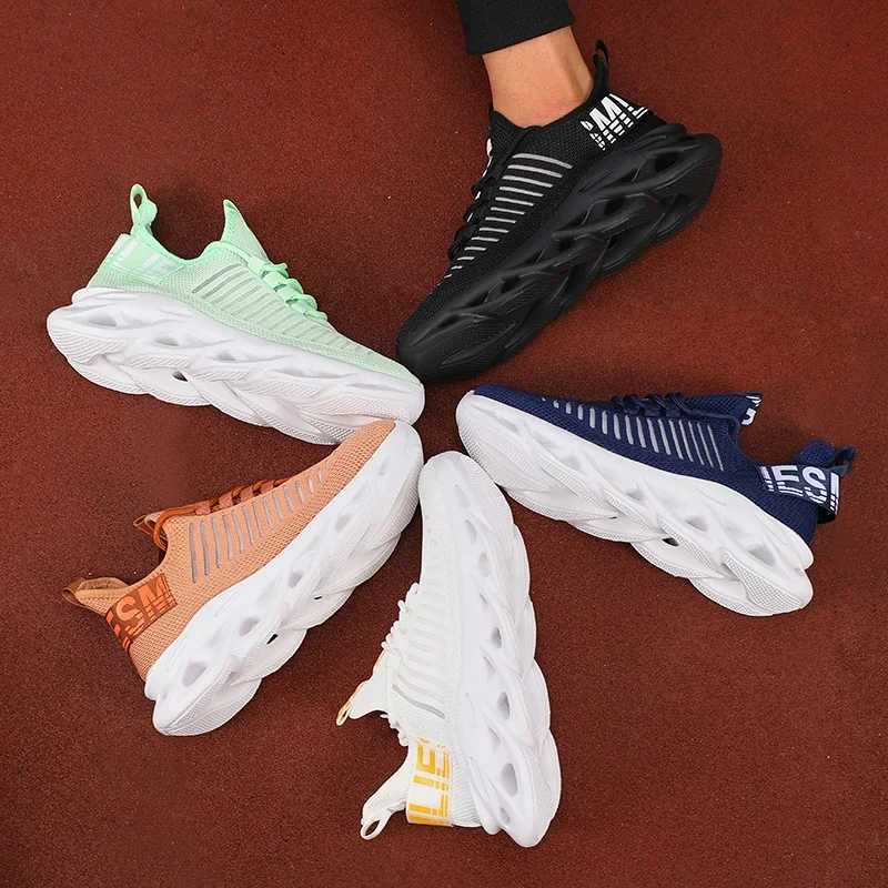 Running shoes mens summer new sports shoes mens shock-absorbing skipping rope net breathable anti slip black mens sports shoes Y250325