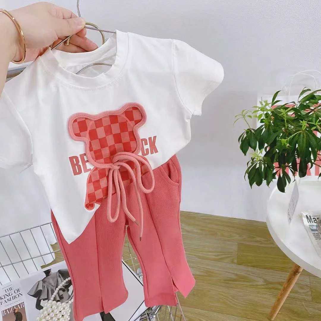 Summer baby girl clothing set childrens cartoon bear T-shirt and flat pants set childrens short sleeved topT250327