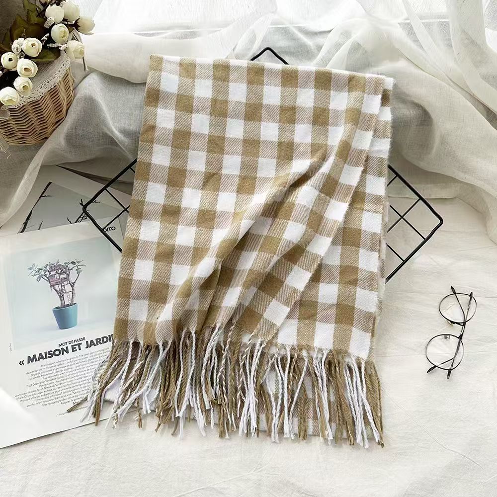 T363 checkered classic fashion cashmere scarf lazy style campus student scarf versatile air-conditioned room shawl