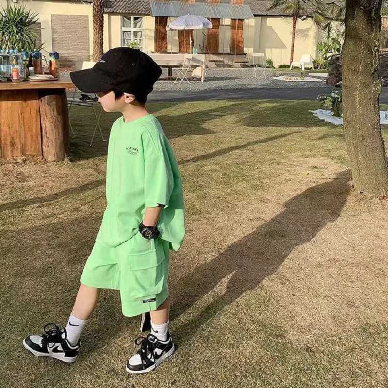 Summer casual boy cotton loose letter T-shirt top+shorts set school childrens track and field clothes 2-piece set clothing set for 2-14 yearsT250327