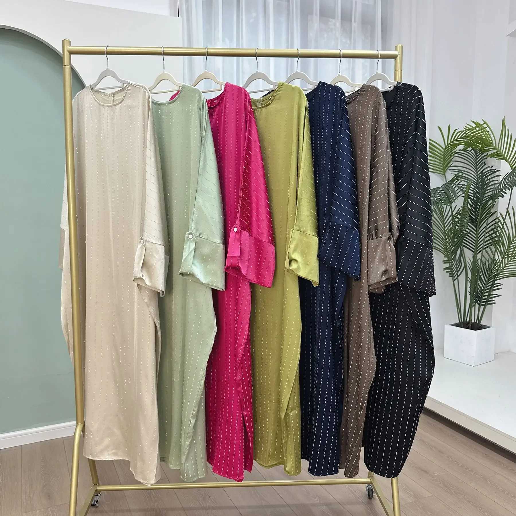 Muslim Long Slved Abaya Ladies Shiny Dress Kaftan Fashion Striped Dress Arab Women Loose Burqa Dubai Party Gown X250514
