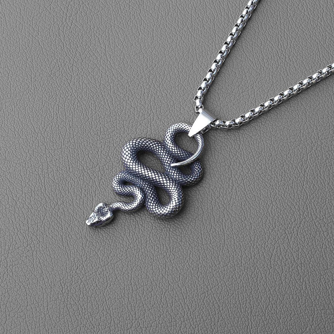 60cm Hip hop style zodiac snake year pendant necklace with fierce eyes and snake king design