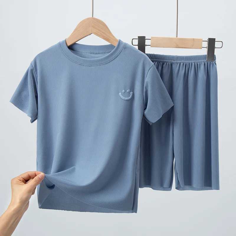 Childrens summer thin short sleeved ice silk set for boys and girls casual clown family clothing 2-piece setT250327