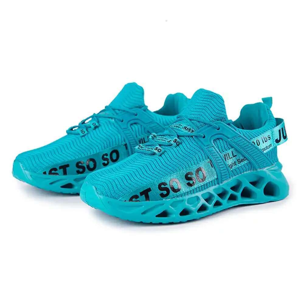 Red Super Lightweight Black Sport Shoes Skateboarding Mens Sneakers Lacing Boots Tenni Hyperbeast Snaeker Unusual