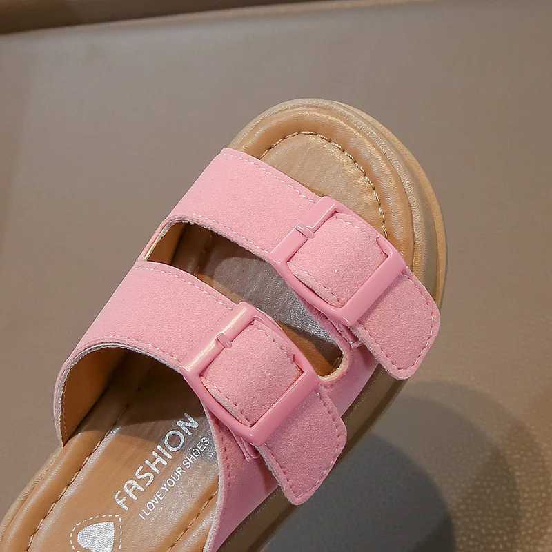 Slipper 2025 solid buckle childrens slider summer PU leather soft childrens slider leisure non slip childrens beach shoe slider S25326