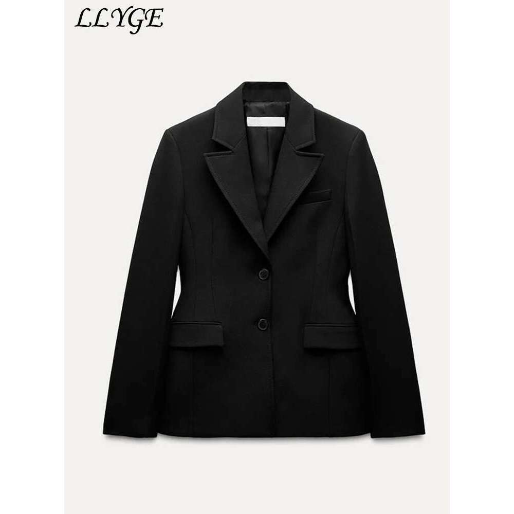 Women's Wear Elegant Women's Black Blazer Slim Lapel Shoulder Pads Button Flap Pocket Female Suit Jacket 2025 Spring Lady Commute Outwear