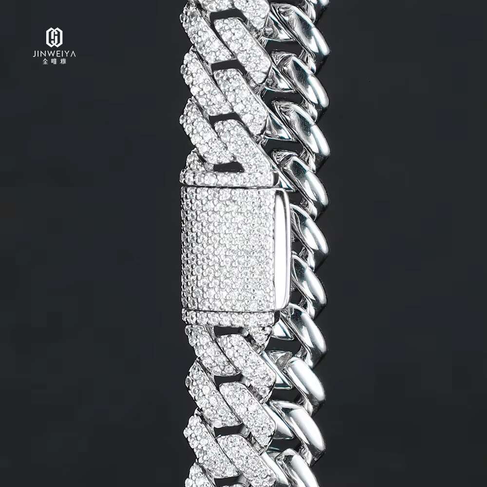 2025 New Arrival Hiphop Jewelry Collection Micro Pave VVS Moissanite 8MM Cuban Link Chains in Sterling Silver