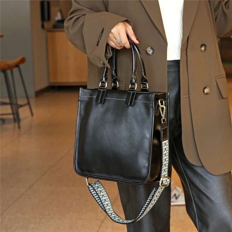 Vintage Cowhide Genuine Leather Tote Handbags For Women 2025 Designer Wide Strap Ladies Shoulder Crossbody Bags