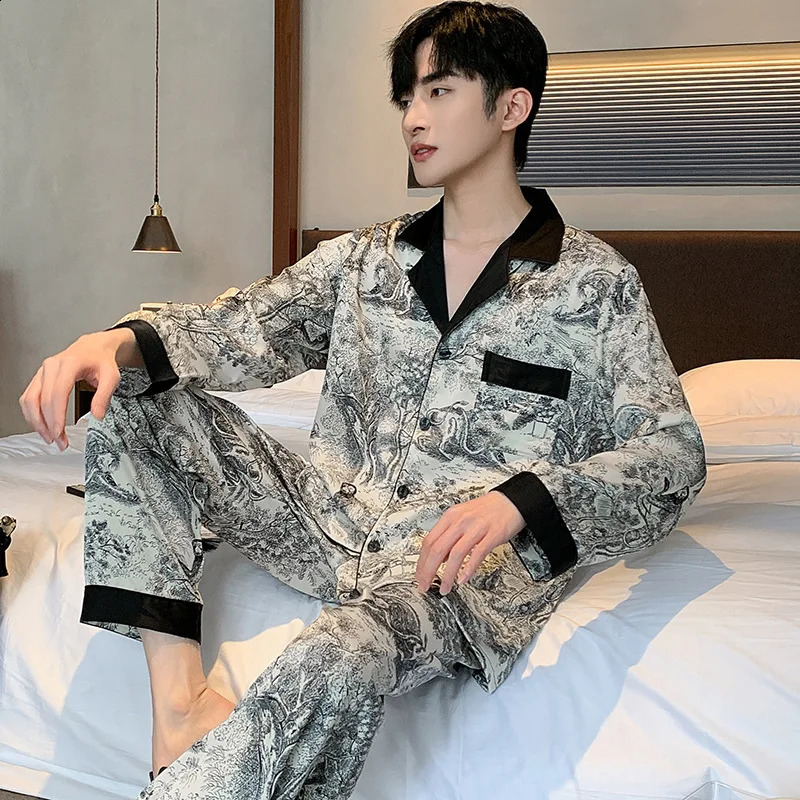 High quality fashion ink pajama set for men ice silk thin summer short sleeved satin home clothing loose pajama set for men 250411
