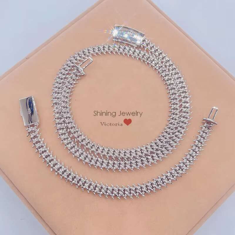 Pass Diamond Tester Hip Hop Iced Out Diamond Moissanite 10mm Spiked Cuban Chain