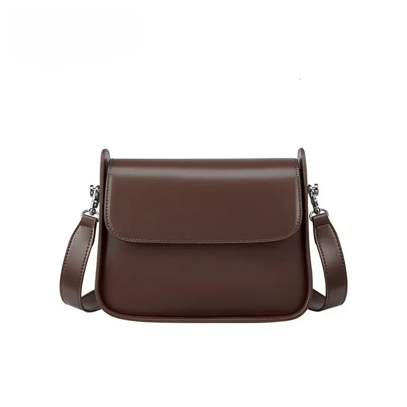 2025 New Glossy Hard Cowhide Leather Flap Small High-End Ins Chic Women Crossbody Underarm Hand Bag Beige