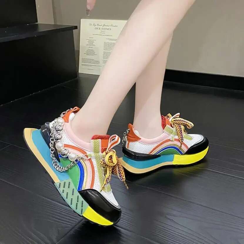 Designer Shoes 2025 New High Quality Leather Sports Shoes Lace Rainbow Platform Pearl Chain Decoration Fashion Vulcanized Shoes For Women