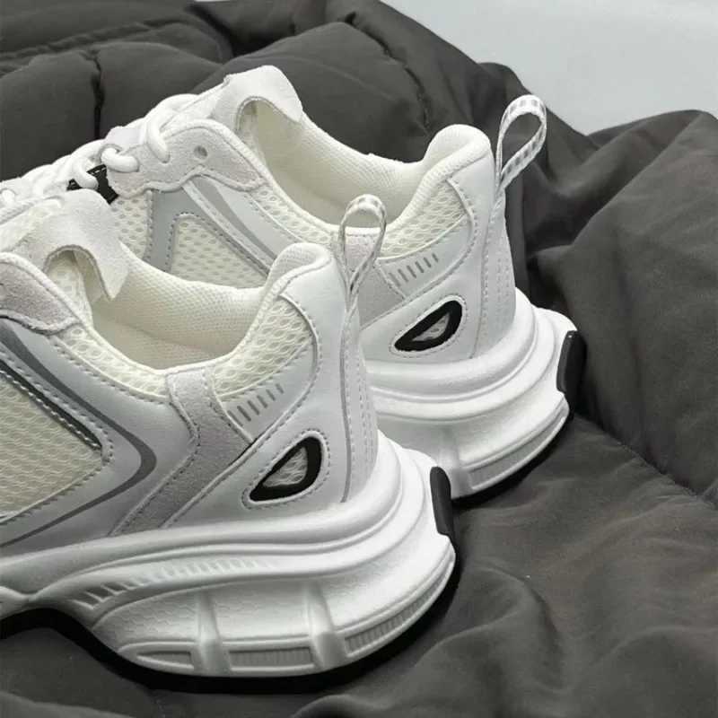 Women Sneakers Platform Comfortable Running Shoes for Women 2024New White Mesh Lace Up Jogging Fitness Shoes Basket Tennis ShoesC250327