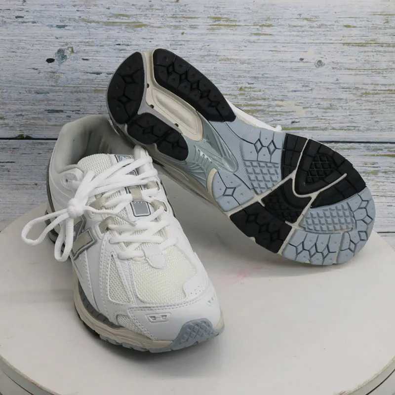 Korean version of leather retro anti-slip sports small 1906 white shoes new Baigan fashion casual non-slip couple shoesC250327