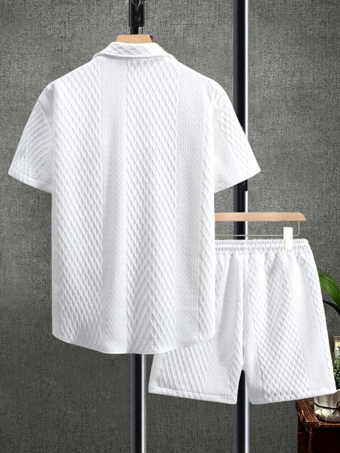 Mens 2piece heavyduty casual wear knitted textured short sleeved lapel shirt and drawstring shorts 250326