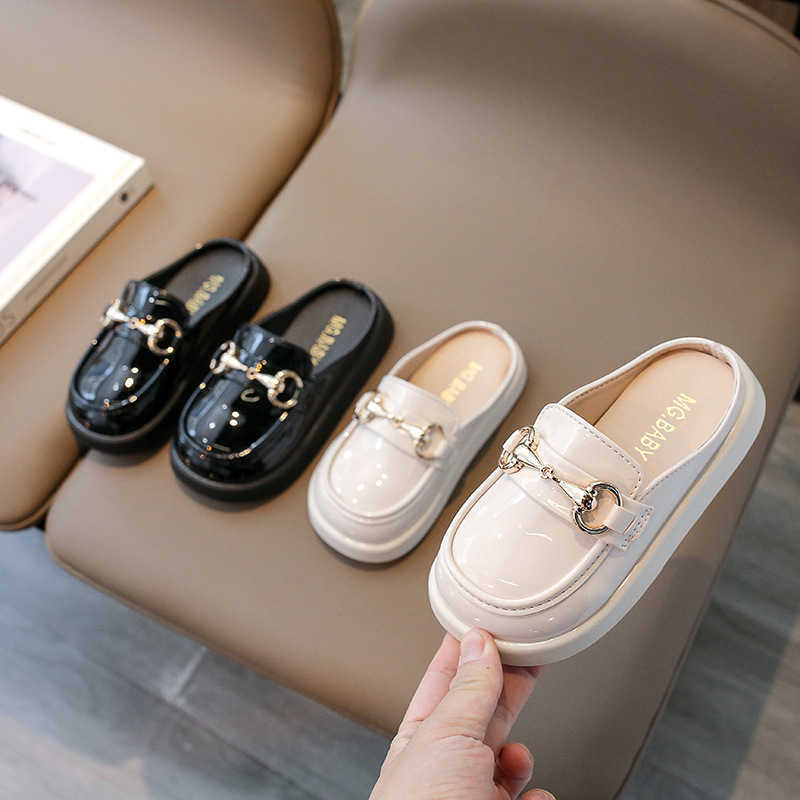 Slipper Girls leather shoes fashionable girls loafers summer toe caps cool slippers childrens western-style lazy middle-aged childrens shoes S25326