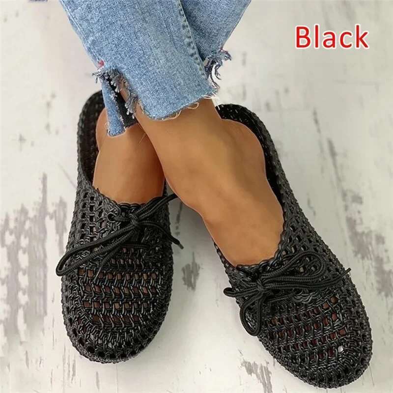 2025 Summer New Women's Slippers and Sandals Designer Fashionable Hollow Breathable Beach Shoes Laced Women's Slippers