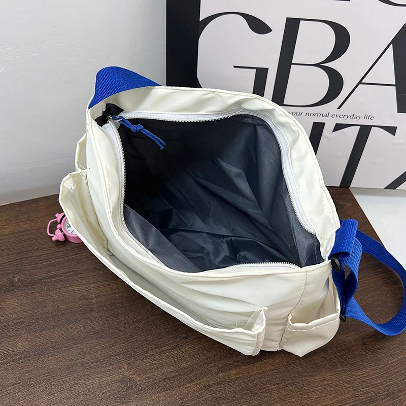 Womens messenger bag young and fashionable womens handbag cross body large capacity sling shoulder nylon school 250326