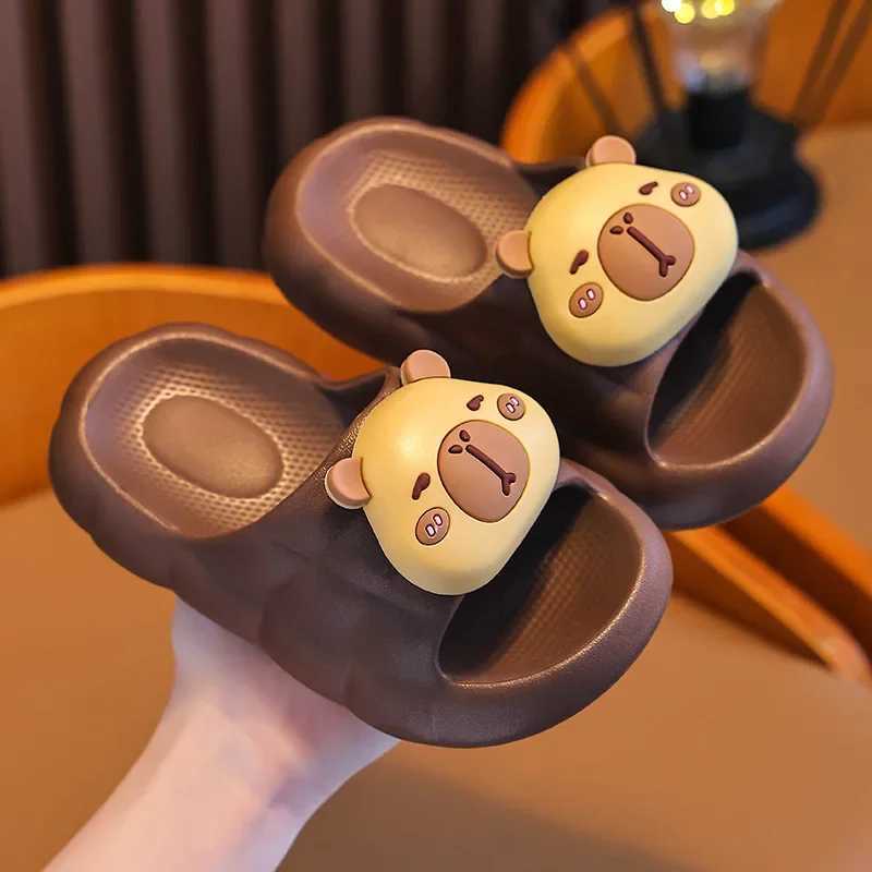 Slipper Capybara Sliding Block Childrens Home Bathroom Sandals 2025 Summer Anti slip Platform Childrens Sliding Block Cartoon Sliding Block Outdoor Be