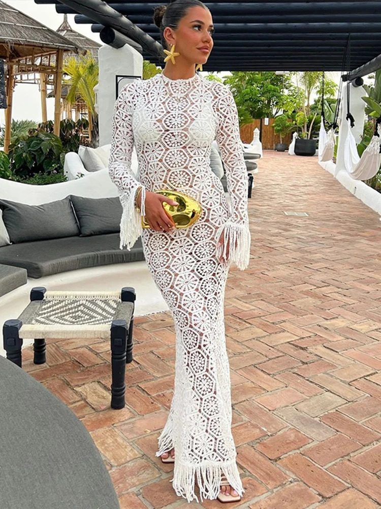 Elegant Knitted Tassel Hollow Long Skirt Womens O-neck Long Sleeve Lace Slimming Dress Summer Womens Holiday Dress 250322