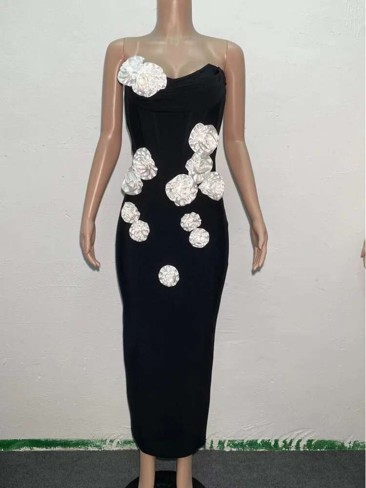 Dongdumaoyi Gebreide Strapless Bandagejurk Met Stoffen Bloemen Elegante Avondjurk Hoogwaardige Mode Damesjurk