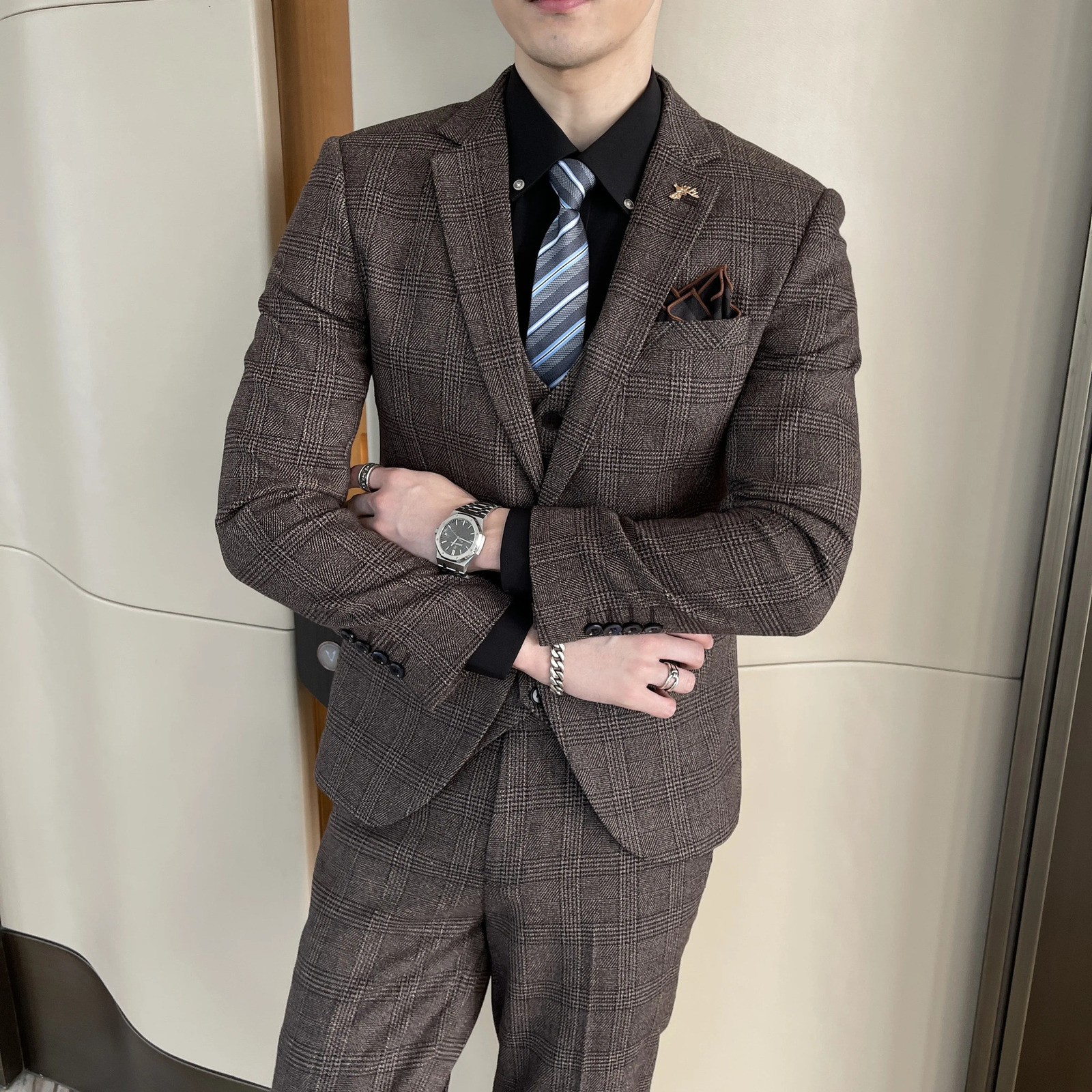 High quality British and Korean improved checkered mens suitvestmens fashionable handsome business leisure three piece set 250326