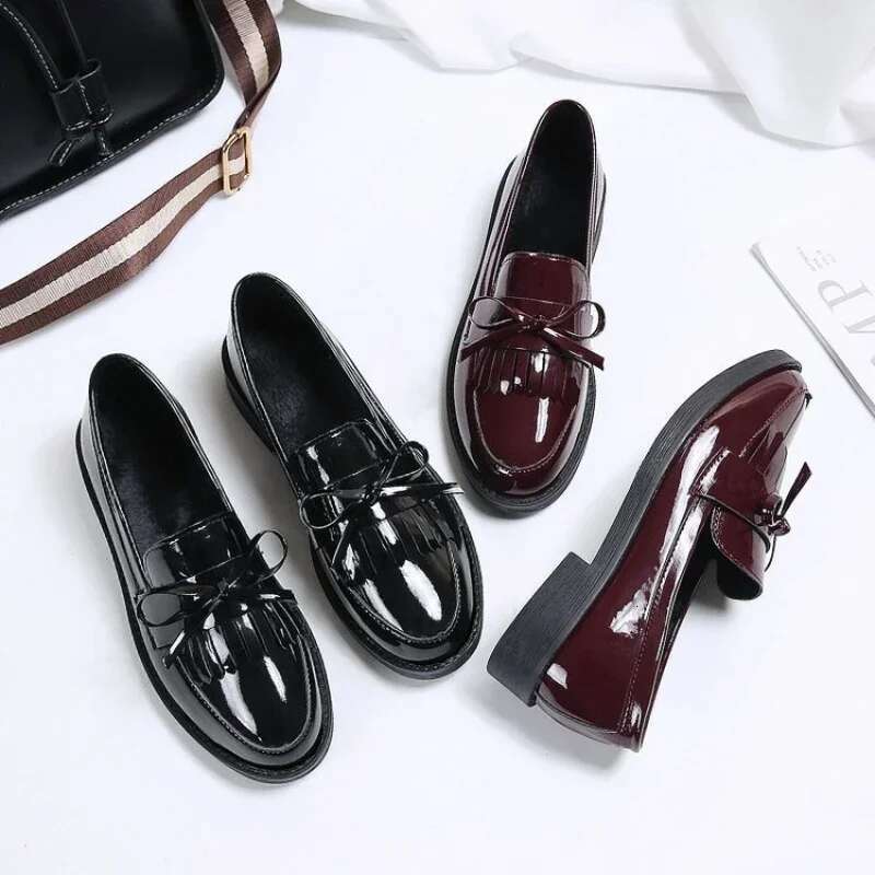 Womens Patent Women Loafers British Tassel Casual Female Flat Shoes Bowknot Small Leather Shoe Comfortable atos