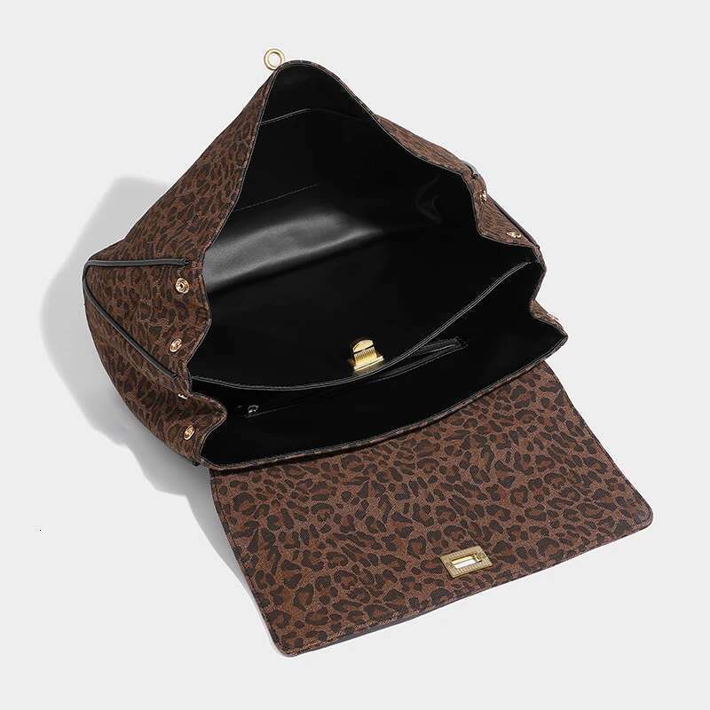 Large Capacity Leopard Print Tote Women Rodeo Commuter Retro Fashion Portable Shoulder Messenger Bag
