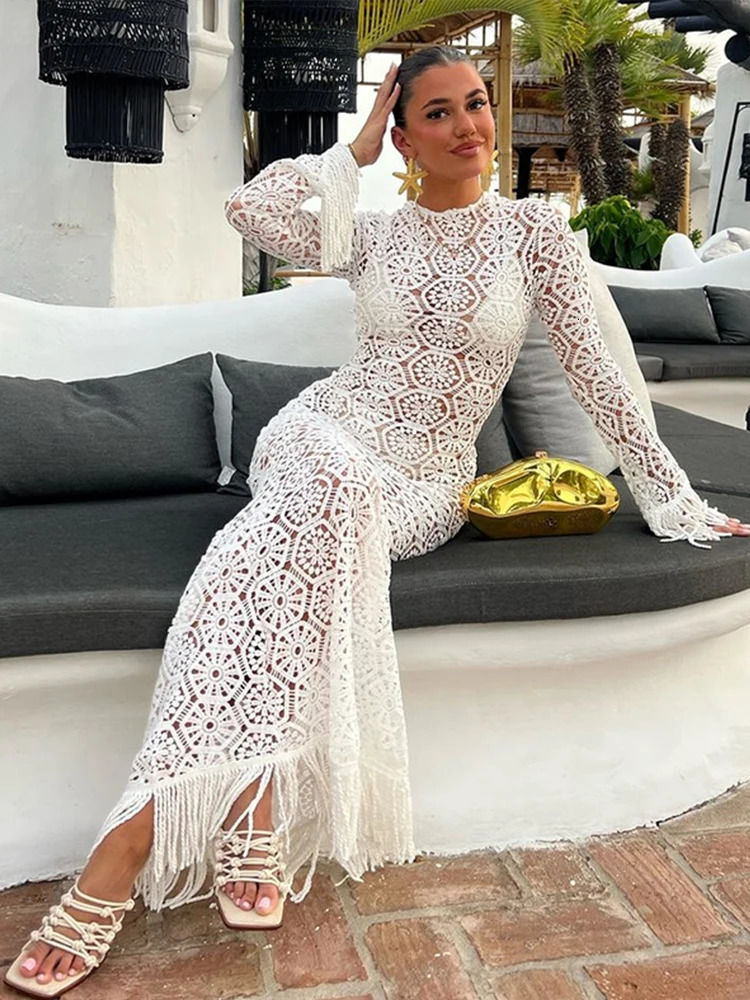 Elegant Knitted Tassel Hollow Long Skirt Womens O-neck Long Sleeve Lace Slimming Dress Summer Womens Holiday Dress 250322