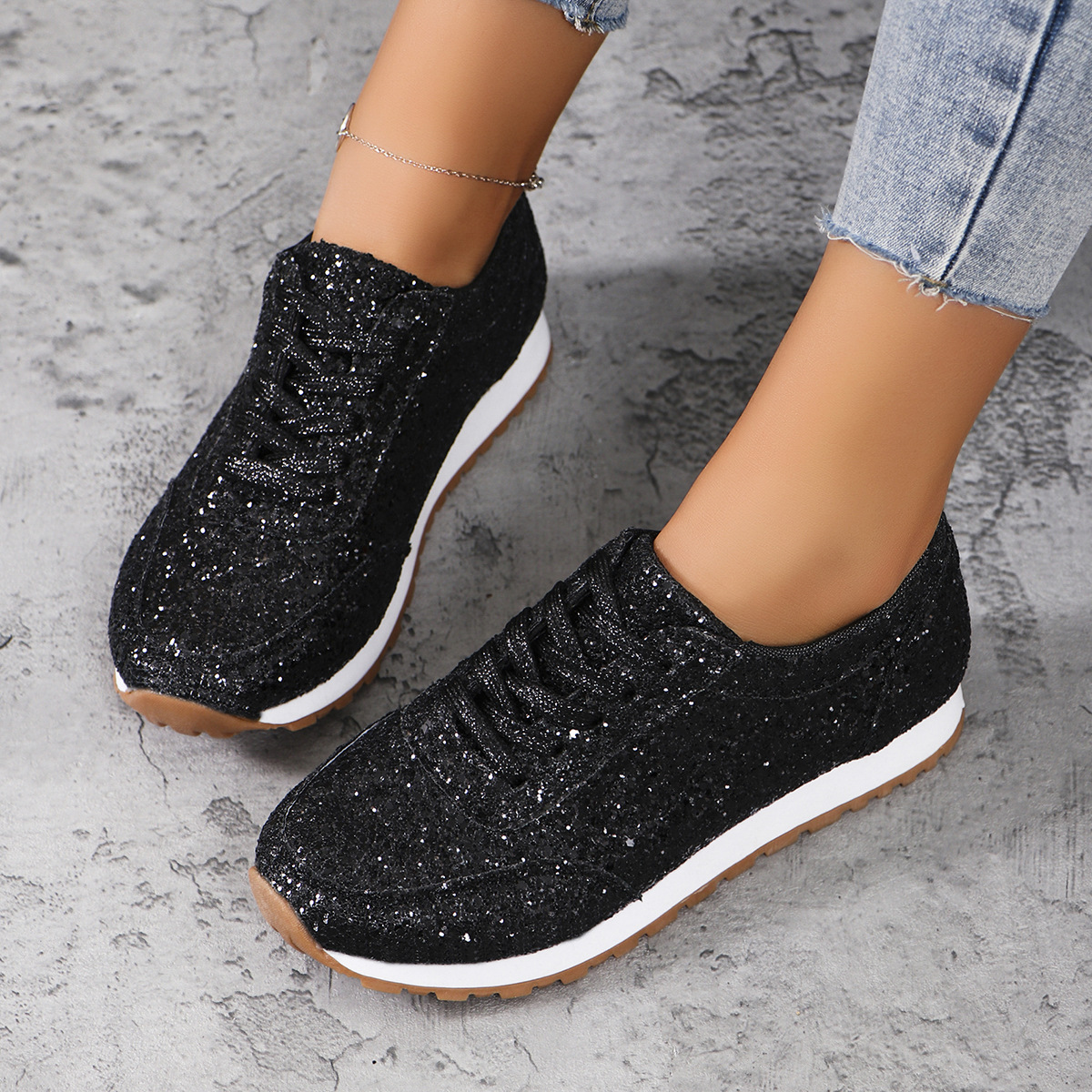 Fashion plus size 36-43 Women's flat Casual Sneakers 2025 New sequined gold silver lace-up outdoor shoes soft soles comfortable glow in the dark