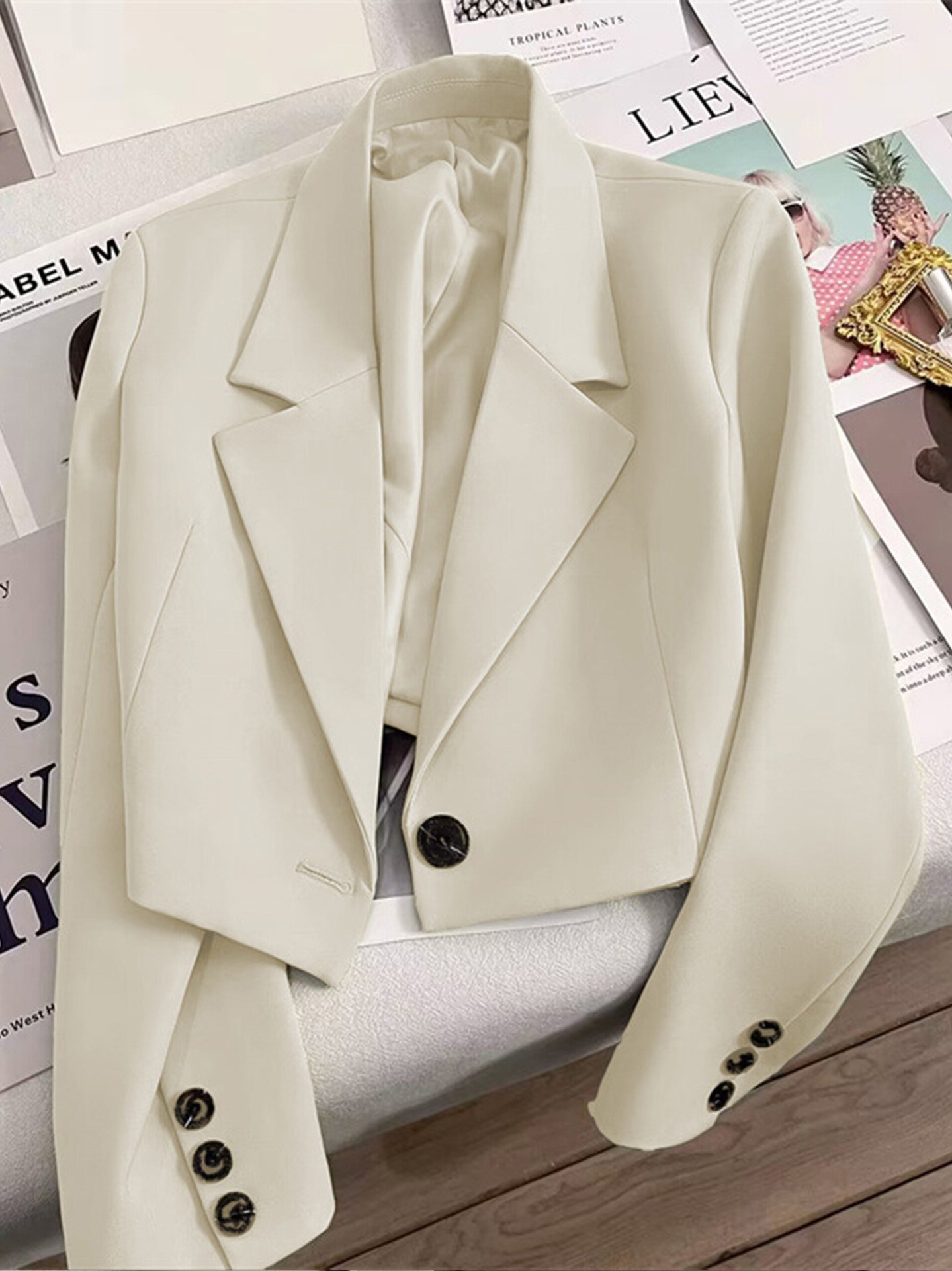 B326Stylish Emerald Green Petite Size Women's Short Jacket - Versatile Student Wear for Spring & Autumn
