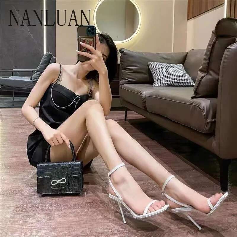 Boutique Sexy High-heeled Sandals New Solid Color High-end Women's Summer Trend Hot-selg Fashion Shoes