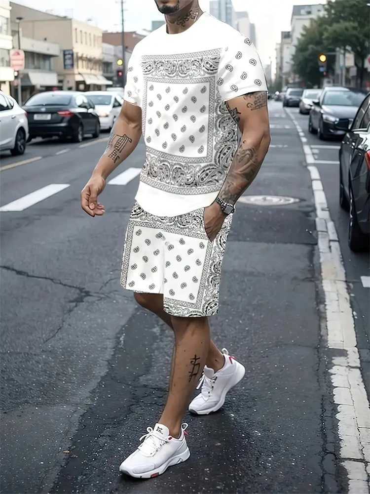Mens Casual Short Sleeve Shorts Set New Hundred Cashew Flower Printed T-shirt And Drawstring Shorts Two Piece Summer ClothingXJ250326