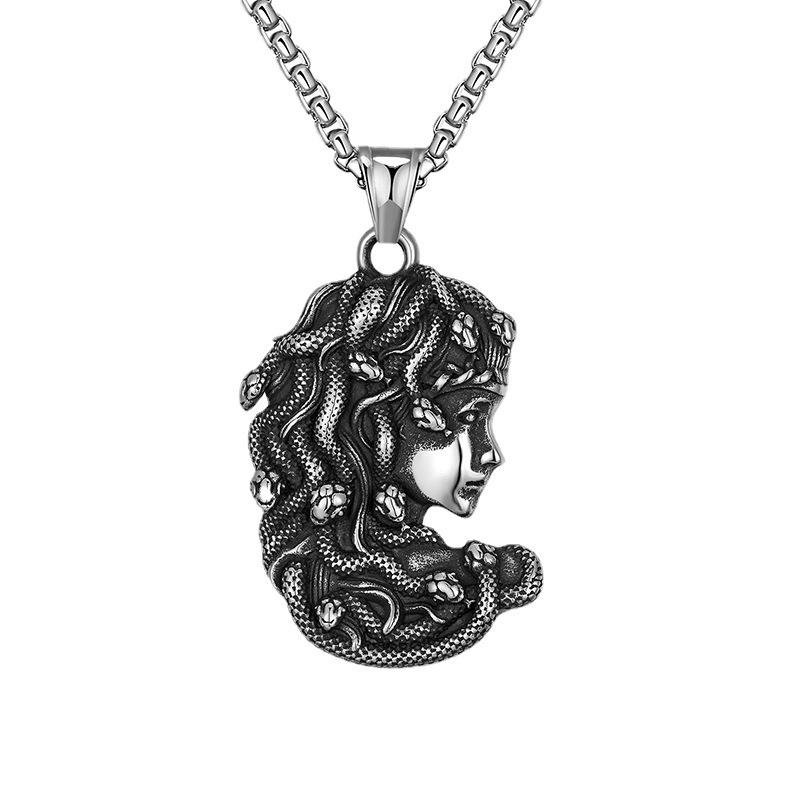 Medusa-Inspired Serpentine Chain Necklace Elegant 60cm Punk Fashion Jewelry