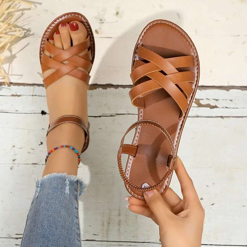 Flats Casual Rome Women Sandals New Summer Slippers Walking Beach Flip ps Sports Designer Bohemian Shoes Slides