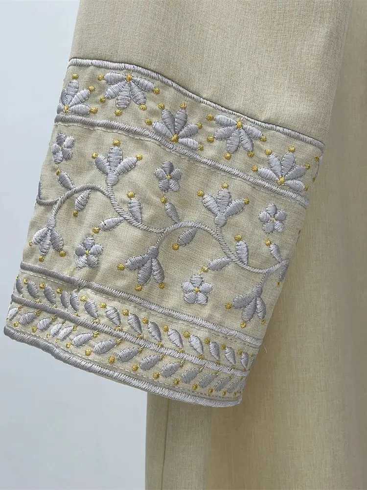 Linen Flower Embroidered Abaya 2024 Luxury Elegant Muslim Retro Kaftan Modest Dresses for Women Islam Clothing for Women Ka X2505141