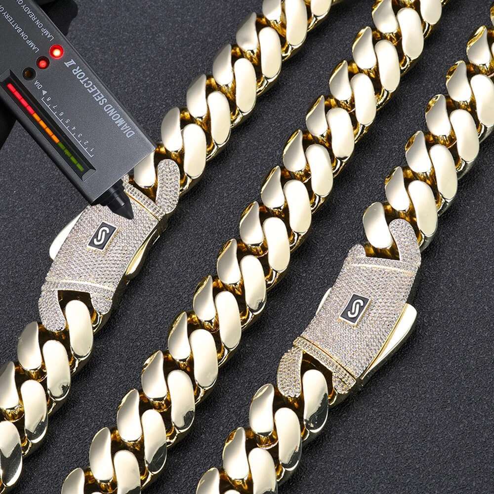 Hip Hop Jewelry High Quality 925 Sterling Silver Smooth Monaco Chain Necklace Iced Out VVS Moissanite Clasp Cuban Chain Men Wome