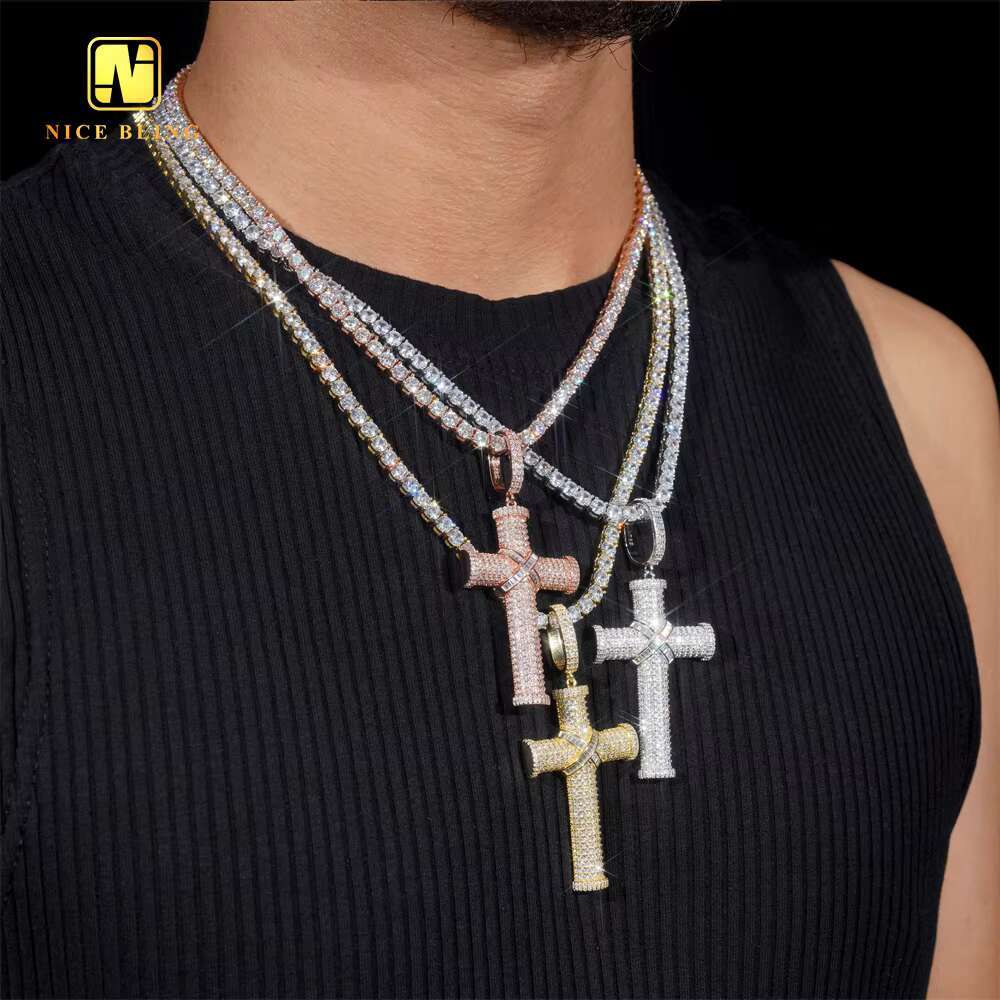 925 Sterling Silver Custom Cross Fine Hip Hop Moissanite Jewelry Pendant Iced Out Charm VVS Moissanite Diamond Pendant Necklace