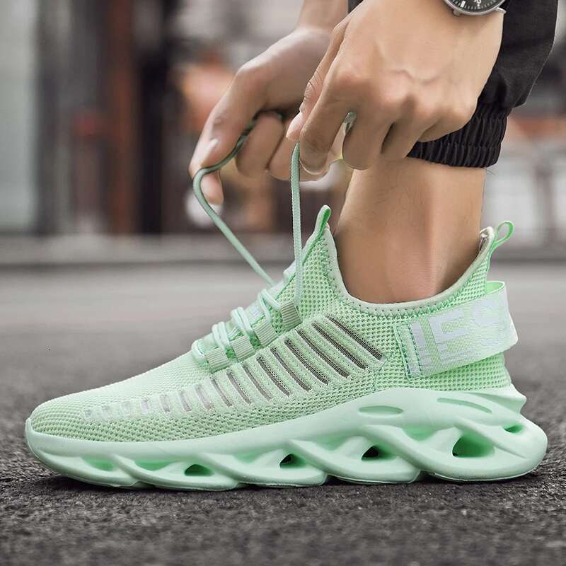 Running Lightweight Comfortable Sneakers Breathable Mesh Non Slip Sport Shoes Walking White Rubber Sole Men