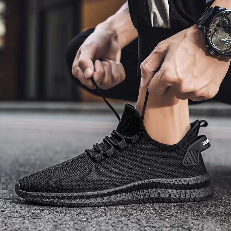 Fashion Summer New Lightweight Casual Shoes Breathable Lace Up Male Walking Sneaker Anti-slip Men's Flats Outdoor Tennis Shoe