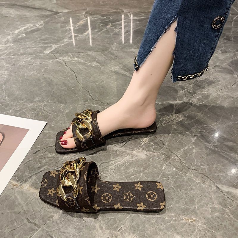 free shipping slippers designers for womens for daily wear 2025 summer hot selling flat bottomed fashionable versatile indoor and outdoor sizes 35-42