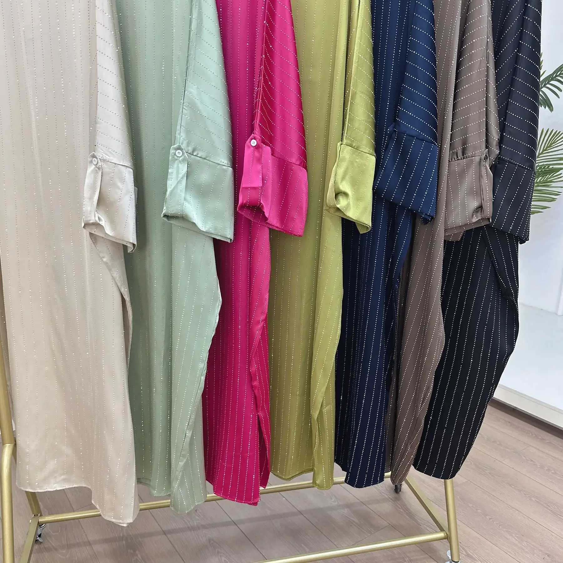 2024 Luxury Dubai Abaya Dress for Muslim Women Ramadan Eid Saudi Arabia Party Jalabiya Clothing Islamic Turkey Modest Long Robe X2505141