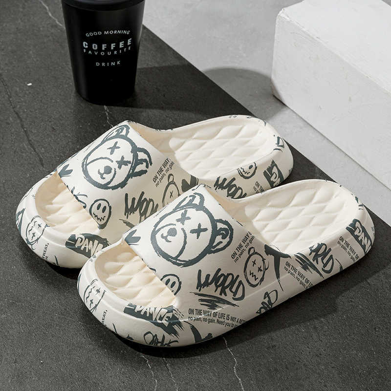 Slipper New violent bear graffiti slippers for summer home use wearing cartoon slippers indoors and outdoors couples poop feeling slippers S25326