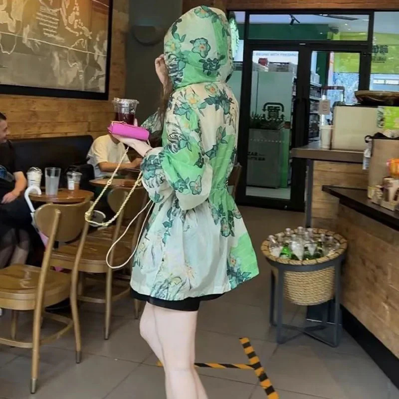 Summer casual hooded sun protective clothing for women Korean loose fit floral ice silk cardigan fashionable top thin 250326