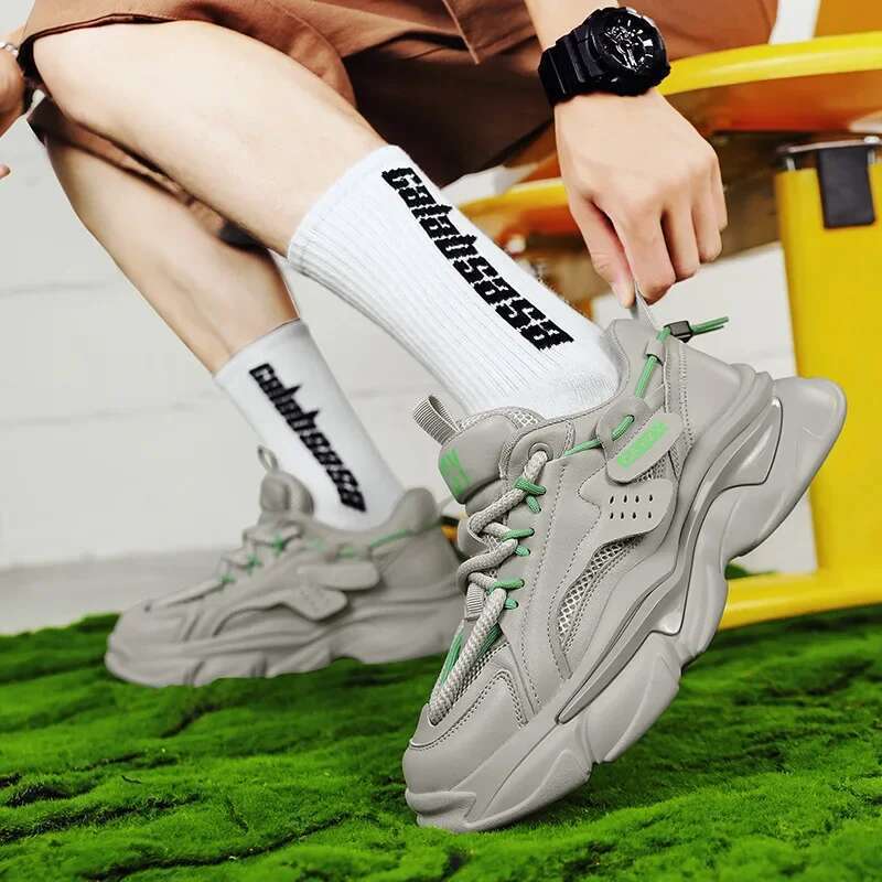 Men's Youth Trendy Sports Korean Edition Versatile Thick Sole Anti Slip Basketball Fashion Student Casual Shoes