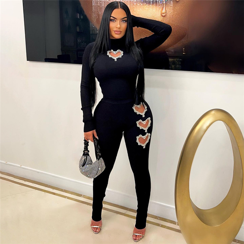 Designer Jumpsuit Spring Long Sleeved Set 2025 New Fashion Casual Hollow Out Women's Sports Set Hot Diamond Top High Waist Tight Women's Pan