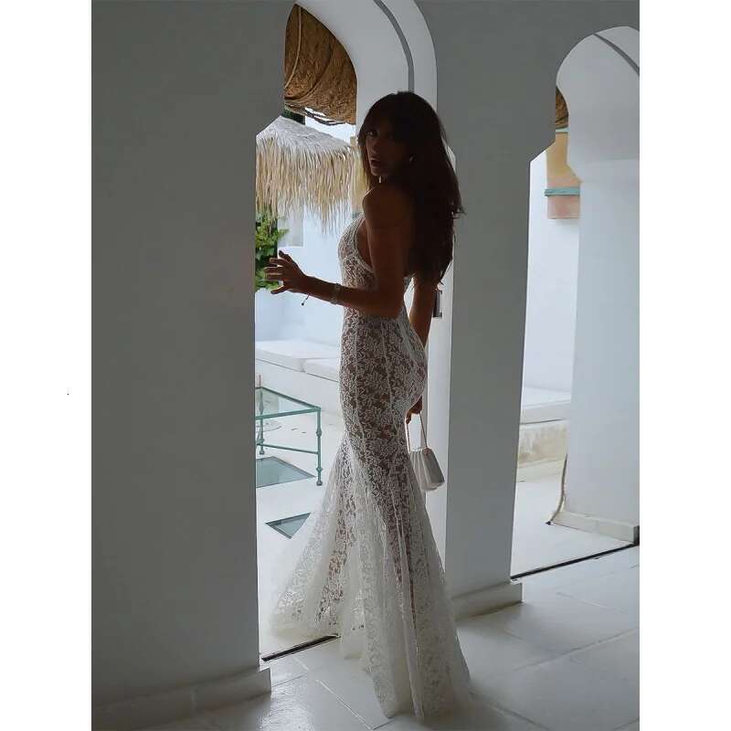 Dongdumaoyi Sexy Lace Cropped See Through Mermaid Dress Hot Girl Halter Sleeveless Long Women Summer High End Feel C